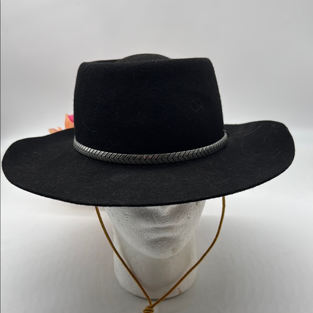 Elegant Black Wool Hat with silver Bow and chin strap